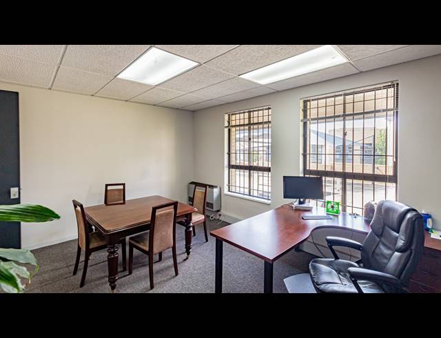 791M² OFFICE FOR SALE IN FERNDALE